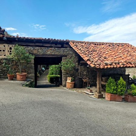 La Casa de las Chimeneas Tudes Exterior foto